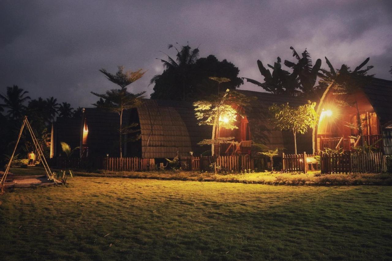 Hotel Omah Bapak Ijen Eco House à Licin Extérieur photo